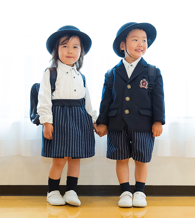 制服紹介 | 金沢星稜大学附属星稜泉野幼稚園 - 学校法人稲置学園